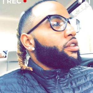 Meet your Posher, Joshua